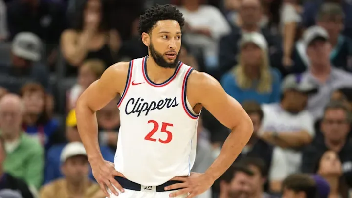 花落谁家？Siegel：尼克斯国王等多支球队有意本-西蒙斯