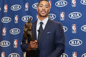 罗斯7年公牛生涯场均19.7分6.2助 斩获最佳新秀&amp;历史最年轻MVP