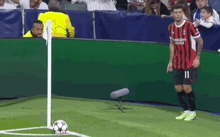 体育游戏-【欧冠】莱昂造2球+莫拉塔破门，AC米兰3比1客胜皇马